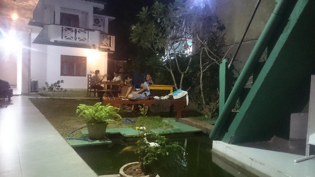 Srilanka Ayurveda Hotel 히카두와 외부 사진